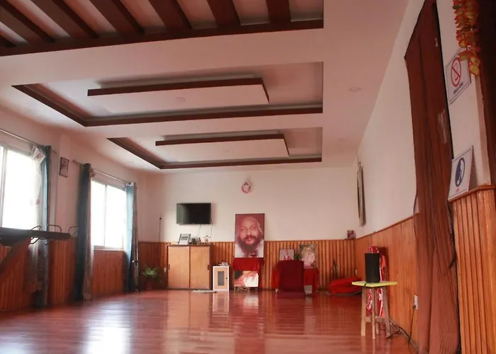 Osho Gaurishankar Meditation Center